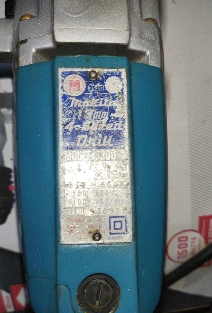 تخفيضات لغاية يوم الاحد 3/22 ...ورة الاحد يرجع السعر الاصلي السعر الحالي 113 الف مع التوصيل السعر السابق 125 الف دريل ماكيتا ياباني استيراد مؤسسة مستخدم نظيف جدا بلادي طوبة 16 ملم اربع سرع اتجاه واحد ***********
