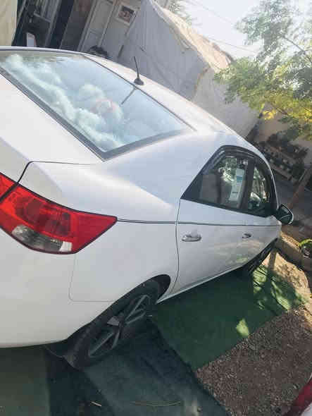 كيا سيراتو للبيع 
موديل 2013
فول فول عدا السلايت 
بصمة التشغيل 
ابواب بصمة 
مراية شفت 
إشارات بالمري
حجم المحرك 1600
محرك شرط لا صرف لا تبخير
ماشية : 200300
اللون : ابيض 
رقم: دهوك 
رقم و سنوية جديد الى 2028 
صبغها بوند و جاملغ و شوية من باب السائق 
السعر 105 و مجال 
مكان السيارة : قضاء شيخان.

***********
