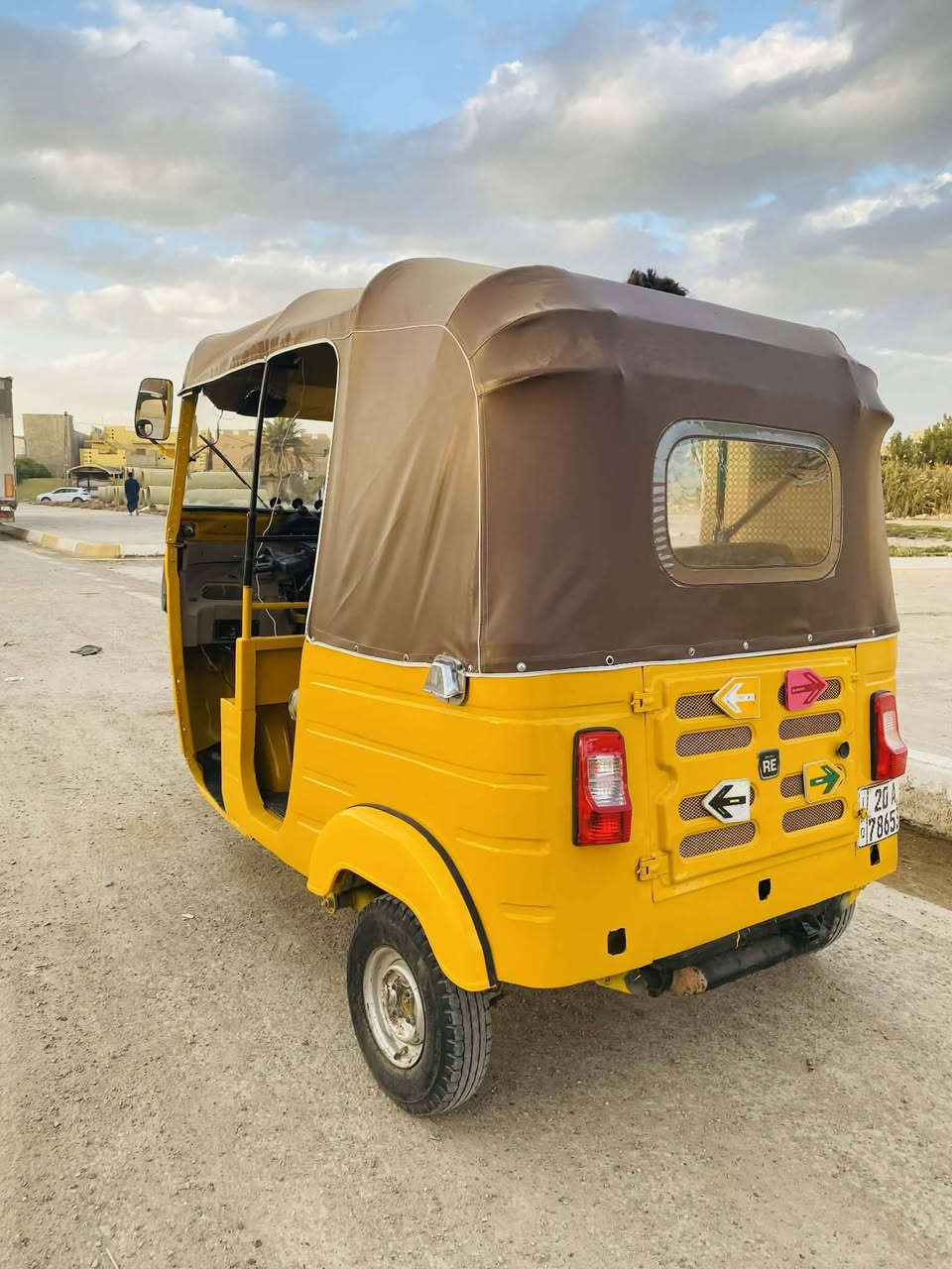 السلام عليكم لبيع تكتك موديل 2018شهر 12تكتك كامله مابيه اي نقص كهربائيات كامله ادامه كامله مكينه ناعمه كلش حلوه مكاني ديالى بعقوبة تقاطع الوثبه باقي تفاصيل خاص رقم *********** متواجد خاص
