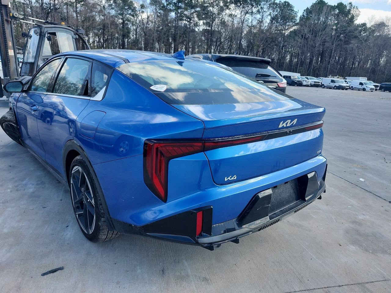 تحميل كيا كي فور K4 2025 جيتي لاين فول من سافانا الى #مرسين تركيا / #كردستان العراق تم الشراء من /  Knoxville (TN)
موعد الوصول التقريبي 30 يوم

عداد المسافات: 7,397 ميل حقيقي 

🟪ســعــر💲 ::  الــرد تلقائي 🇮🇶📩🇺🇸

اسعار شحن تنافسية من جميع الولايات الامريكية الى (المنطقة الحرة بالاردن / ام قصر / الشارقة) شاملة لجميع المصاريف (النقل الداخلي - الشحن البحري - عمولة المكتب - عمولة التحويل - فتح الحاوية)
***********
***********

#IAA #COPART #IRAQ #USA #CARS #JORDAN #FREE_ZONE #AUCTION #BAGHDAD #العراق #بغداد #سيارات #دبي #الاردن #مزاد #مزادات #كيا #هونداي #تويوتا #كرايسلر #كوبارت #نيسان #اربيل #تفصيخ #تقطيع #قطع_غيار #الحرة #سيلتوس
