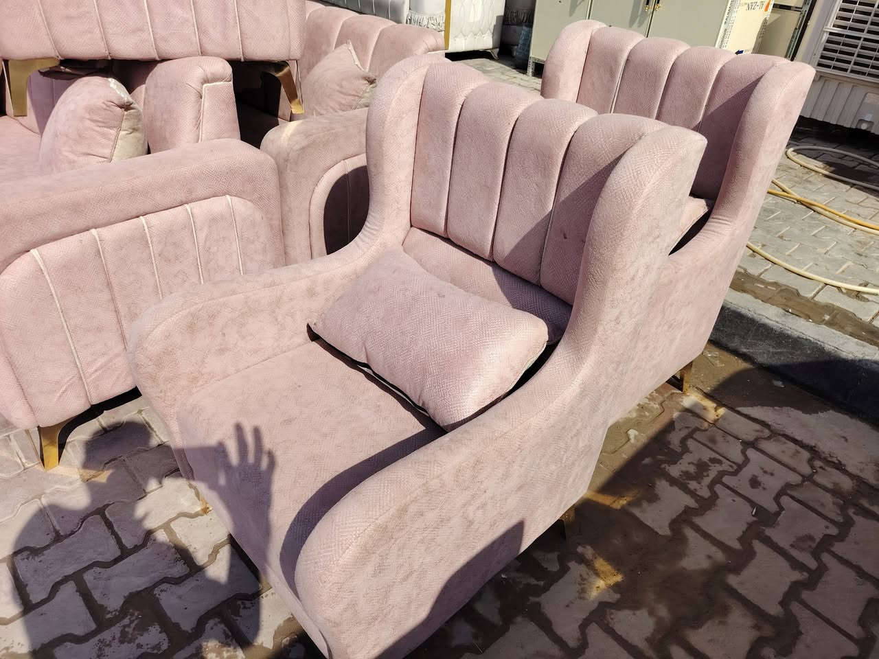 ⚜️👑 مجمع ابو بلاش للاثاث 👑⚜️
تخم قنفات مستعمل 10مقعد 
جميع اللوان متوفر مختلف المديلات والقياسات صار عنده مراوس القديم بالجديد صار عدنه نضام القصد📌 العنوان كربلاء طريق الحر مجاور معمل الثلج  مقابيل الاتحاد الرياضي اي ستفسار الاتصال  يوجد واتساب 👈***********👉👈***********👉
