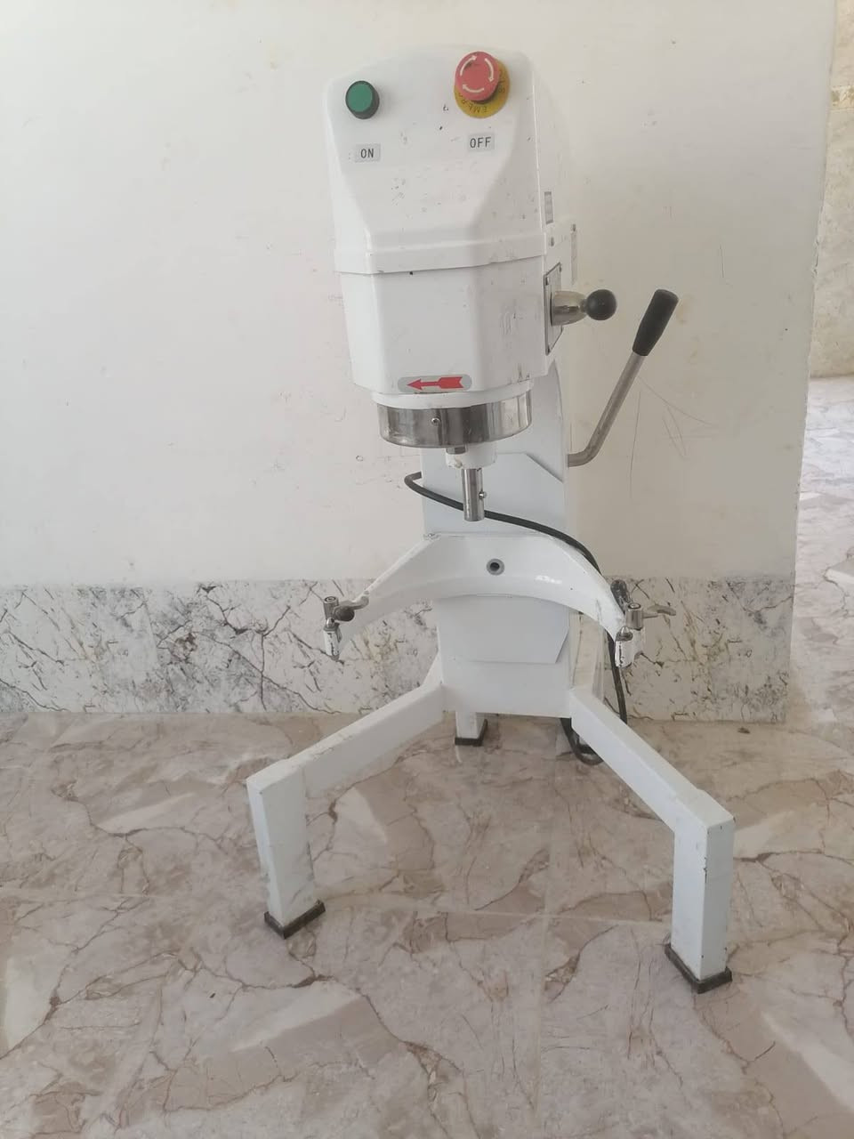 أفران كهربائي أو غاز خلاط ٦٠ بارستا إيطالي البيع الأنبار الرمادي ***********
