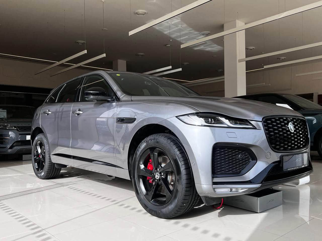 🎉🎉 عرض حصري على الجاكور f-pace  موديل 🎉٢٠٢٦
فئة R-Dynamic Se فول مواصفات

ضمان دولي ٥ سنوات او ١٦٠ الف كم 
صيانة مجانية ٥ سنوات او ٦٥ الف كم  

مع خدمات اخرى ما بعد البيع 🎁

لمعلومات اكثر يرجى الاتصال على الرقم التالي: 

***********
