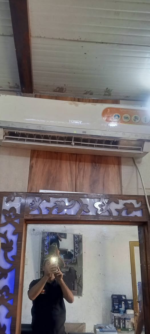 تسوت طن ونص شغال فقط القطعه الداخليه بيها ليك السعر 250البصره الامن الداخلي ***********
