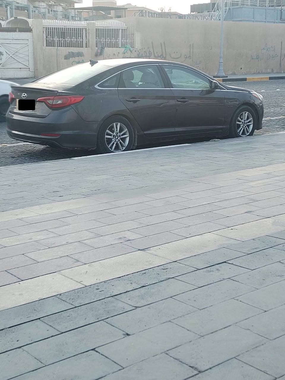 السلام عليكم
سوناتا 2017 وارد امريكي مواصفات SE

محرك 4 سلندر
المحرك 2.4 لتر
گير 6 سرعات

المحرك بي صوت بگن 
ويحتاجلها تبريد عدا الكمبريسر

رقم بصرة خصوصي سنوية جديدة لحد 2029
السياره بأسمي احولك بنفس اليوم

السعر 90 ورقة وبيها مجال بسيط
الرقم *********** البصرة, العراق
