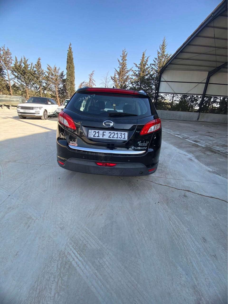 GAC صالۆن  
مۆدێل ٢٠١٧  ڕەشی قەتران 
١٤٩ هەزار ڕۆشتوە گێڕ و مەکینەی نەکراوەتەوە 
ڕەقم باریکە و سەنەوی تا ٢٠٢٩ تازەیە 
بەناو خۆمانەوەییە 
دەفتەر بەنزینی لە گەلە
نیو بۆنینتی بۆیاخە  
سعری ٧٣$  
شوێن سلێمانی
***********
*********** السليمانية, العراق
