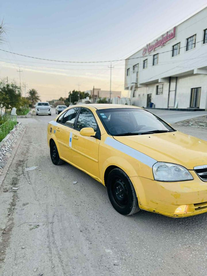 السلام عليكم ورحمة من رخصه الادمن للبيع شوفر ليت اوبتره موديل ٢٠١١ السياره خليجي ومكفوله من صبغ وتبديل وحادث كير ومكينه وحداديه وتخم تاير وتبريد مكفولات رقم بابل انكليزي سنويه لل ٢٠٢٨ تحويل ثاني يوم 
مصفره هيئه وغرامات 
السعر ٦٩  وبيه مجال 
الهاتف ***********  // واتساب *********** 
مكان السياره بابل قرب سيطره الاثار
