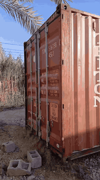 حاويه للبيع السعر ٢٥ ورقه  بغداد قرب سيطره الج
رقم الهاتف ***********
