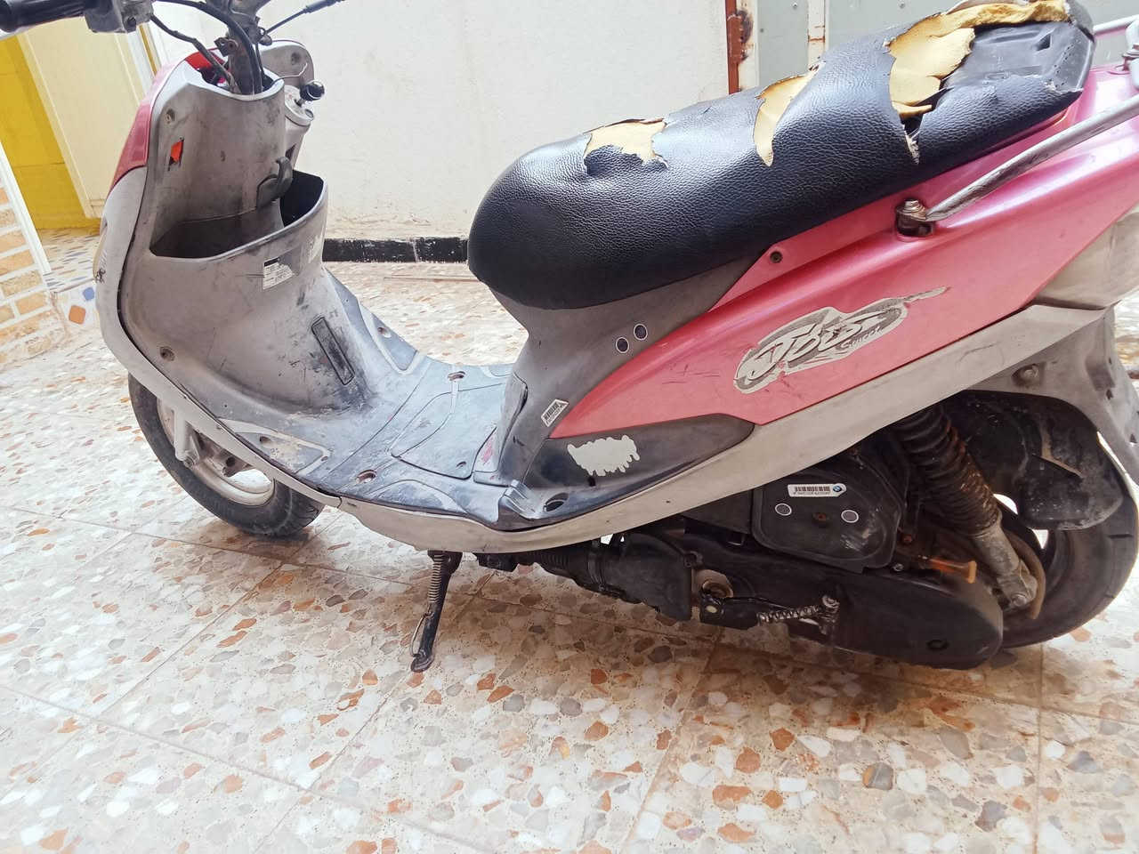 دراجه ماكس مامفتوحه مراوس ابدراجه نامه السعر 450 وبيهه مجال


**إذا كنت صاحب هذا الإعلان وتريد حذفه لأي سبب، رجاءا أرسل رسالة إلى الدعم الفني**