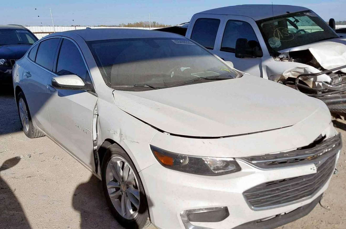 سياره : ماليبو MALIBU /  LT للبيع او للمرواوس

موديل:  2017 

ماشيه :140 K

حجم محرك : 1500 تيربو  لمرغوب  + كير 6 نمر 

لون:  ابيض صدفي 

 ضرر سياره : مذكور بلسونر  

تخم تاير جديد  ✅

صدر امامي جديد ✅

صدر خلفي جديد ✅

قطعتين تبريد امامي و خلفي  + تبريد ثلج  

سياره ما بيهه اي نقص كامله ✅

مواصفات : 

1️⃣: ويل حجم 17 انج 

2️⃣:  حساس اطارات 

3️⃣ : مثبت سرعه تفاعلى 

4️⃣: شاشه معلومات :حساس  ضغط دهن و حساس اي بي اس حديث 

5️⃣:لايت امامي عدسه  + لايت ا نضام اوتو + بوجكترات لد  ابيض 

6️⃣بك لايت خلفي لد 

7️⃣:  سياره 6 بصمات : بصمه تشغيل + 4 بصمات ع لأبواب  + بصمه جنطه  ونضام  فتح و غلق ذكي 

8️⃣: كشن سائق كهربائي بل كامل 6  وضعيات حركه مختلفه 

9️⃣:سياره  نضامين قياده : ايكو و عادي 

🔟: شاشه وسطيه حجم 9 انج + كامره خلفيه دواره بلاديه  

11:    نضام أوامر صوتيه بل ستيرن يعني حاكيه اتصال 

12:  اوتو ستوب : Stop  نضام توقف ذاتي 

13: نضام مانع انزلاق حديث 

14  أناره محيطيه لدات داخليه بل  أبواب الاماميه + لدات بدشبول  

15 : مرايه اوتو  تعتيم ذاتي 

نضام سماعات 🔊 دمام سماعات عدد 6 

16 : نضام گيچ سرعه كيلومتر وميل

17 :ايرباكات أماميه 2  + ايرباك جانبي بل تكمه مال باب عدد 2 +   ايرباك مقاعد أماميه 2   يعني (6)ايرباك السعر 110 رقم صاحب السياره ***********ابو جعفر بغداد, العراق
