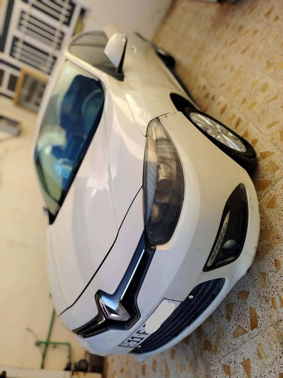 رينو فلاونس 2016سياره محرك وكهربائيات وباتري جديد نوزلات جديد ايدامه كامله كشر بيه قطعه صبغ وبيها سونار السياره بيها عتعته بل قير ابيعلك كير منتهي وسعر مناسب سعر كبرها ويا شغله 6ورقات ويمكن ماتحتاج كير سعرها 50قفل السياره بسمي سنويا 2030 ***********سامراء
