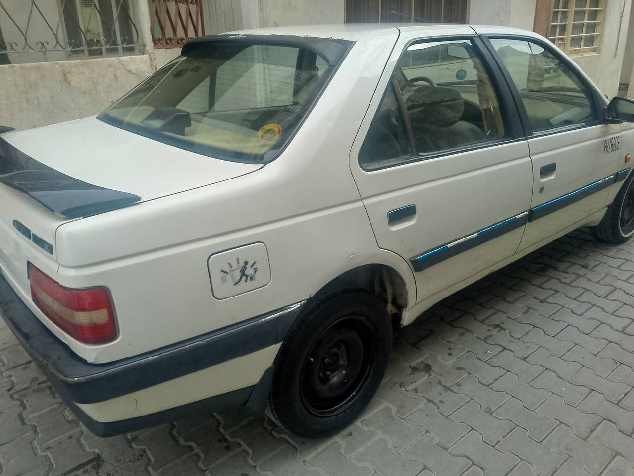 سلام عليكم بيجو جي ال اكس موديل 2009 البيع بيهة تبخير صدر خير من الله السعر (32) او بيهة مجال مكاني بغداد الجديدة ***********
