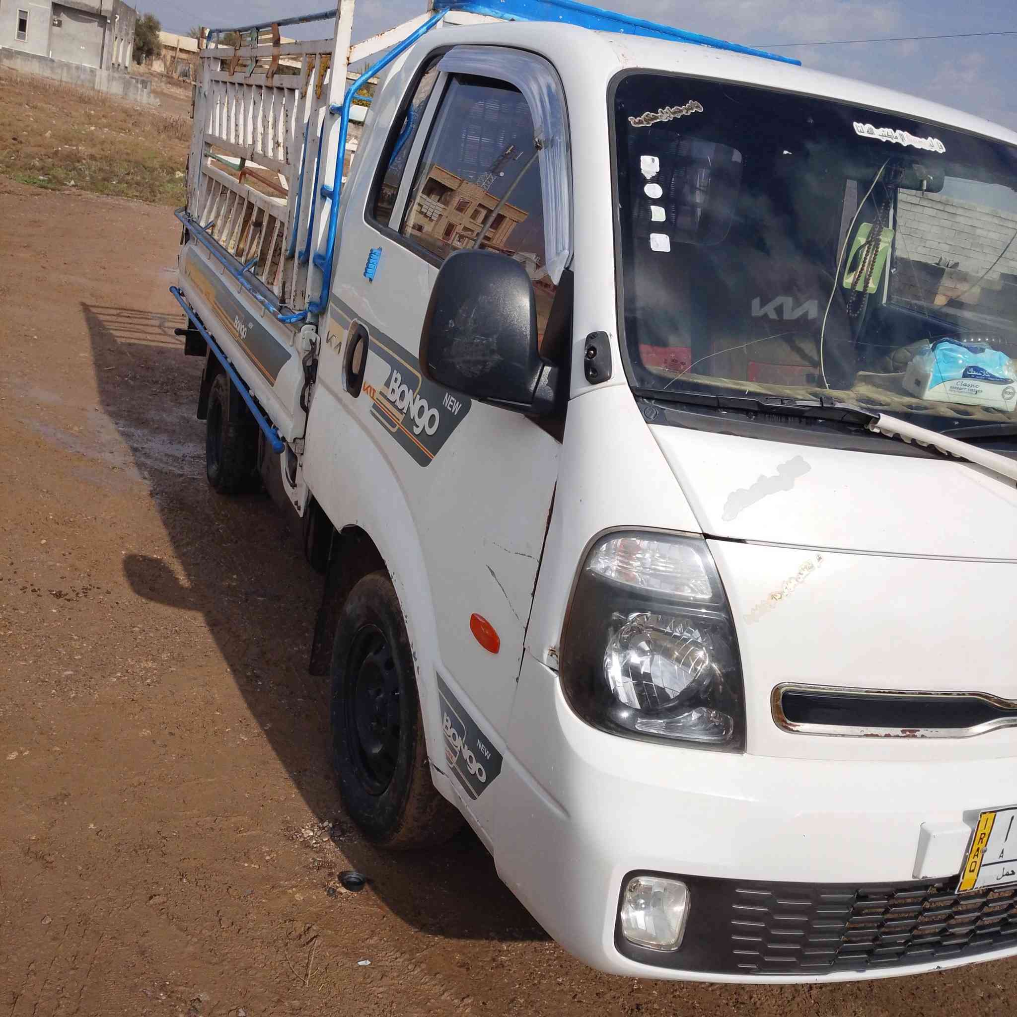 السلام عليكم
يوجد كيه 2015 (حبل ما مسجل)
محرك وكير و اكسن وصدر  واباور  كلو شرط 
سعر ((44)) وبيها مجال شي قليل 
 استفسار على هذا الرقم (***********)
.م(المحجل مو وياها)
