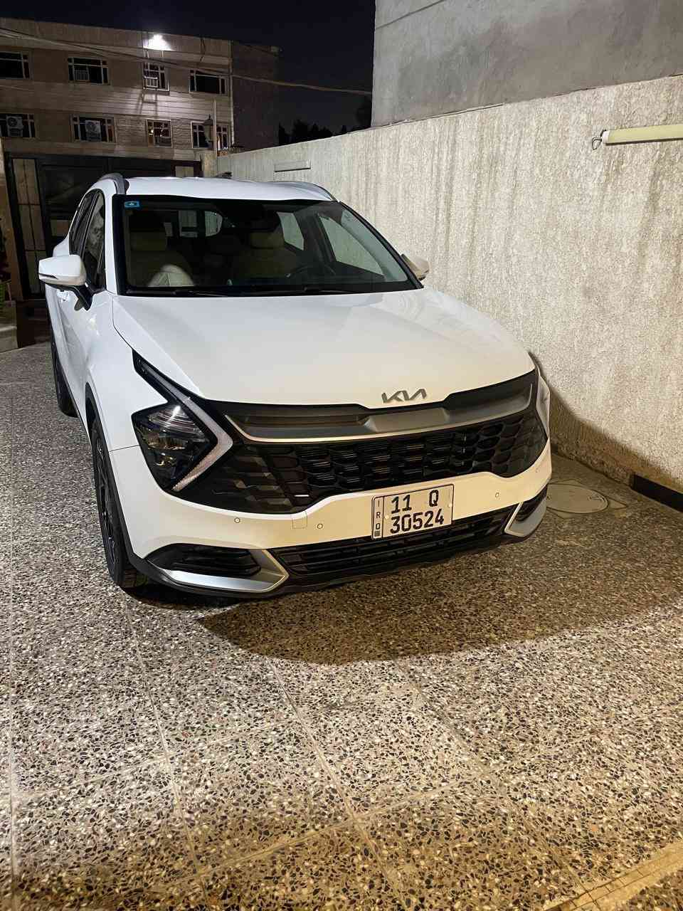 كيه سبورتج ٢٥ كفاله ماشيه ١١ الف فول موصفات قماره حديد استفسار ***********
