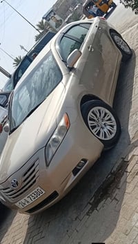 تؤيؤتا كامري 2009. استيراد امريكي ماشي 190m لمعه الشركه.  . محرك 2400....