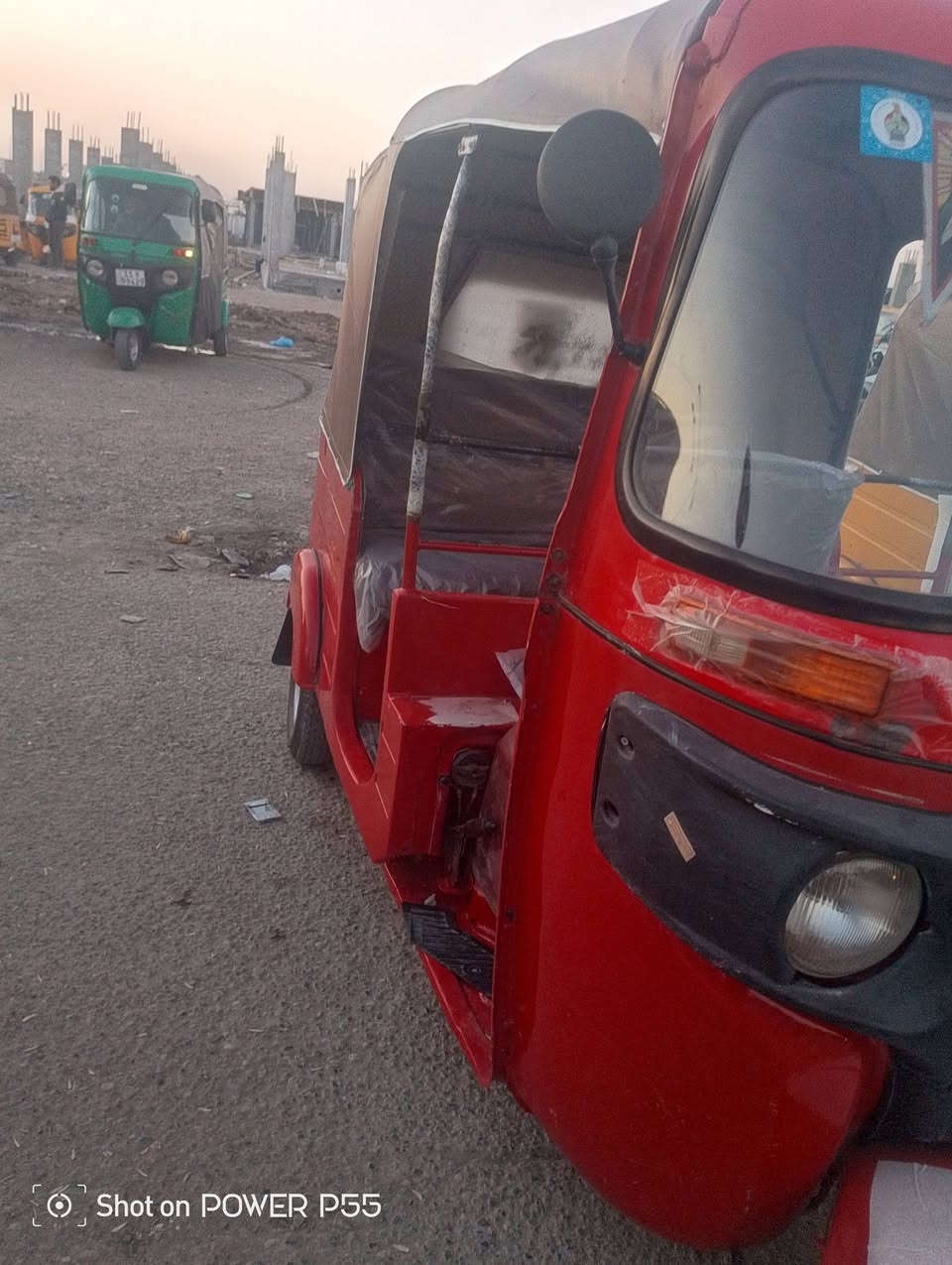 سلام عليكم. تكتك 18رقم وسنويه تحويل مباشر بس دوس معمره مكان بغداد الحسينيه المعامل  ***********
