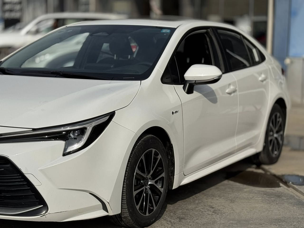 يا الله 🙏
للبيع فقط بدون مراوس

تيوتا كورلا 2025
هايبرد ليفين HEV

ماشية 30 الف كيلو متر

رقم بغداد الجديد 
تحويل ثاني يوم 

مواصفات فول 1/1

فتحة
كروز كنترول
دبل حساس امامي خلفي
بجم ليد
ليد خلفي
زنون
مود درايف
بصمة
كراسي مخمل كنتارا

الخ من مواصفات 

مكفولة من التبديل والصبغ 
بيه رصعة بسيطة ب بنيد + خدوش ناعمة كلش ب دعامية 

السعر 152$ بي مجال كلش قليل

عنوان بغداد البياع 
***********
