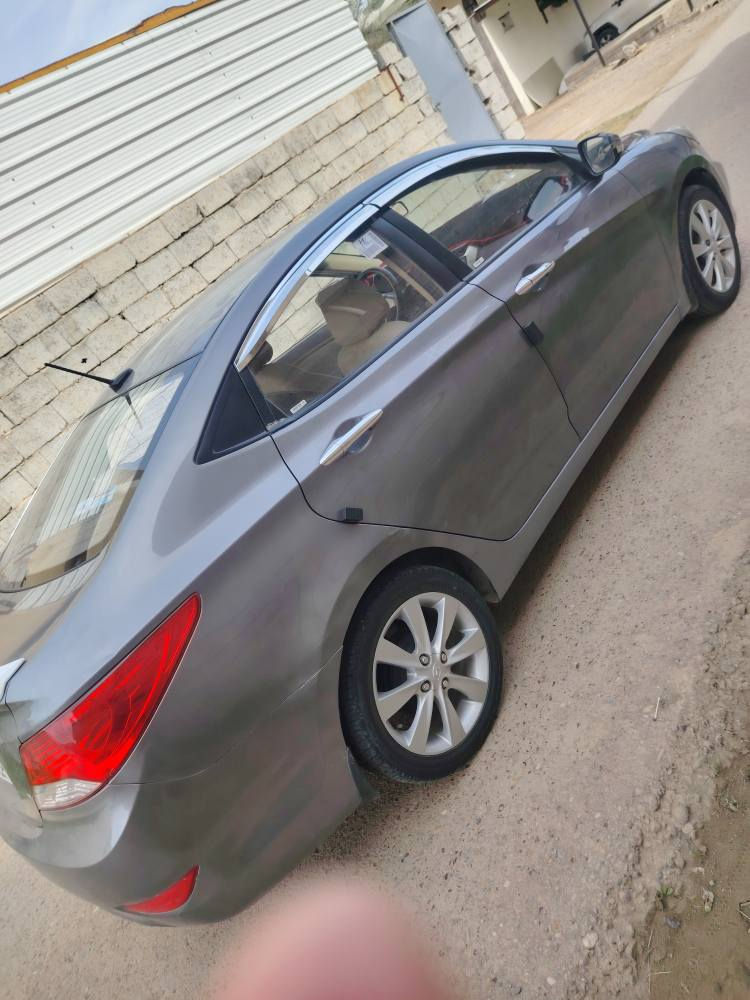 هونداي اكسنت خليجي رقم بغداد ألماني مشروع وطني الرقم الجديد انكليزي دولي موديل ٢٠١٥ محرك ٤سلندر محرك ابلادي كير ابلادي صدر جديد تخم تايرات جديد كامره حساسات السياره ماشيه ١٥٥ الف حقيقي السياره مكفوله من الحادث والصبغ عدا الي امشر عليه والباقي مكفول السعر ٩٣ او بيه مجال بسيط الاتصال على الرقم *********** سامراء, صلاح الدين
