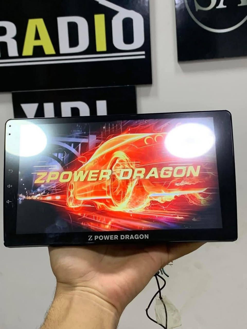 السلام عليكم   ⬇️⬇️⬇️⬇️⬇️⬇️⬇️
الشـاشه الاندرويد 🖥️🔥. (((شاشه+كامره+ضمان سنه ب85الف )

-جهازك يدعم Apple carplay و Android auto 📱

-تقدر تشغل الانترنت عن طريق wifi / hotspot/ 

-برامج YouTube - Google map - play store 🎬

-افضل نظام صوت EQ DSP 

-شاشة 9بوصه مركة (Z power Dragon) 

بوردة T3L🔥

مايك هديه🔥🔥🎤🎙️-

Ram1ذاكره   128

-يدعم الكاميرا الخلفيه والأماميه وشاشات المخادع 📷

الشاشه والضمان سنه ✅

العنوان الفرع الاول -تكريت -شارع جميل -مجاور خدمات ازمر 

العنوان الفرع الثاني -تكريت شارع العام -بدايه شارع الأحتفالات


**إذا كنت صاحب هذا الإعلان وتريد حذفه لأي سبب، رجاءا أرسل رسالة إلى الدعم الفني**