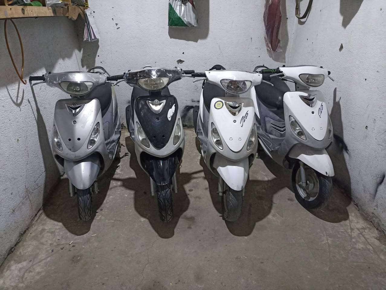 درجات ماكسات منغولي بوشه 50 بلاد نظافه 90% كامل مواصفات كل نقص ما بيهن مكاني ناصريه الشهداء ***********
