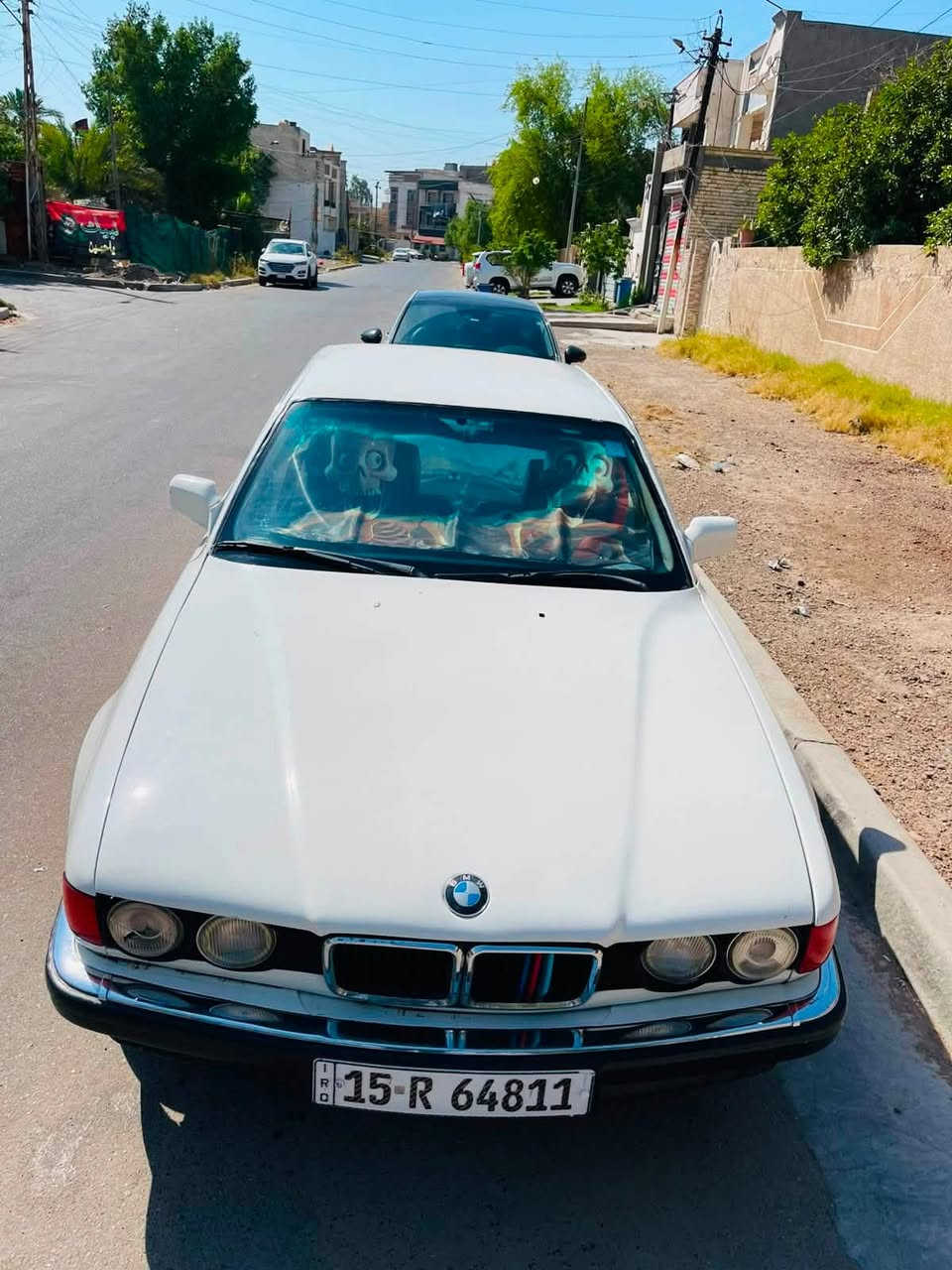 #السلام_عليكم #للبيع
BMW 730-V6  
مفتوح 3.5 

(مكينة گايمة بيها رنگات )
ابيعها ع وضعها 

1991 محدث بچم كامل  
اصل ياباني بدون حادث 
السياره مصبوغه عام للجمالية اول صبغة الها وعدي صورها كامله قبل صبغ
-بجم عريض 
-مرايات منفصل بلاد 
- ويل حجم 15 خلية 
- غرفة بلادية 
-تخم تاير جديد 
-صدر جديد 
- دبل جكمجه
-كمبيوتر 
-قطعتين تبريد 
- مروحة عاصفة 
-داخل مخمل    
- كهربائيات كلة شغالة 
-اربعه جام اوتو
ABS  شغال
لايت بك لايت كله جديد
تبريد شرط ثلج 
السياره باسمي 
سنويه جديد 
هزه+ فحص جديد 
رقم ديالى دولي تتحول بجميع المحافظات
العنوان بغداد  
السعر (28) وبيها مجال 
     
                                                                ***********
