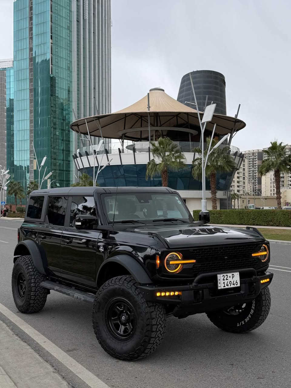 Ford Bronco 
Outer Banks ( V6 ) 
2023 
فۆرد برۆنکۆ ٢٠٢٣ 
فول مواصفات 
V6 
‎5 دوگمە 
‎5 کامیرە 
شاشە گەورە 
دەبل زەرد 
کوشن جلد سوورو رەش 
بیلاد لە ئەمریکا بلندکرایە
کتابی جام رەشی لەگەلە 
‎2 پارچە صبوغ 
داخلی نیتی 
12 mil رۆشتیە
لە هەولێرە سەیارەکە 
نرخی 🔥 ٣٥٥$ 🔥
*********** 
*********** أربيل, العراق
