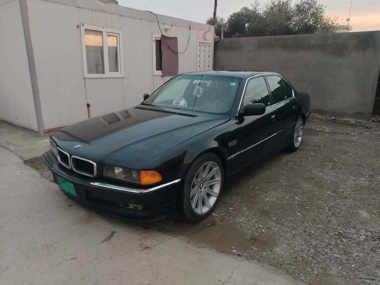 جديد المايغنيك يريحك كاسحه  موديل 94فول فول عل اخير ماكو شي مايشتغل ولا تسلني شبيها مابيها جديد جديد تبريد تدفئه كير محرك داخل خارج كله فول حجم 740اصل وفصل محرك 8مسكر كبس  هزه بيها شرط التحويل بدون حادث بدون دعم صبغ جماليه فقط السعر 50وبيها شويييييه مجال ويرهم مراوس وفرق شعندك نزل مكان السياره موصل


**إذا كنت صاحب هذا الإعلان وتريد حذفه لأي سبب، رجاءا أرسل رسالة إلى الدعم الفني**