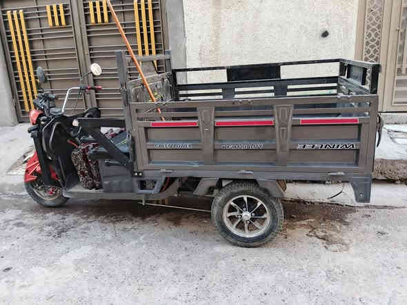 .ستوته البيع مديل 24 كاملة مكفوله السعر واحد ونص وبيه مجال العنوان خطيب الزراعي شارع خوله فرع الجامع ***********
