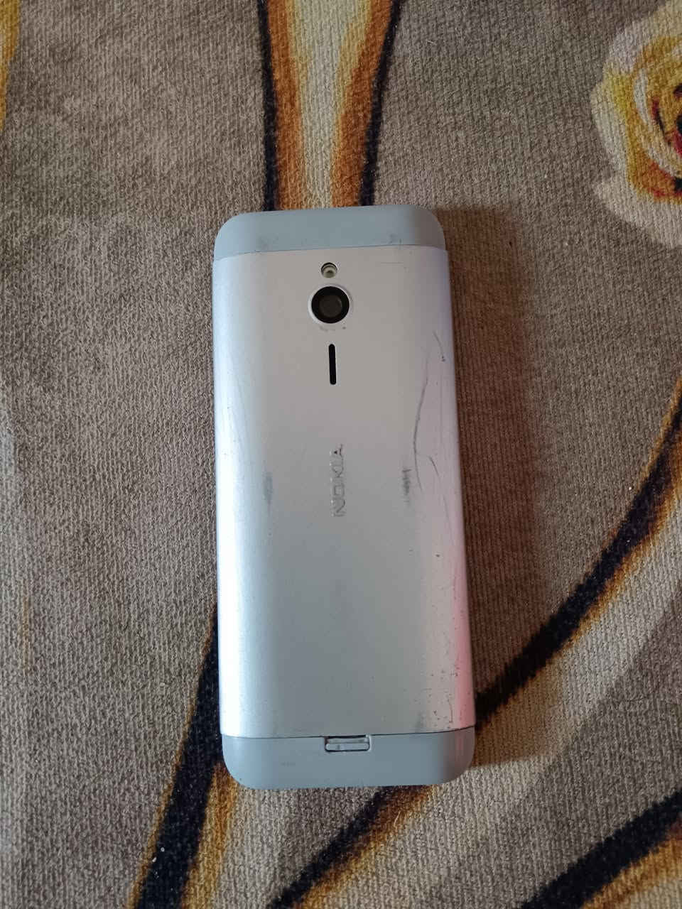 سلام عليكم
صرصر للبيع 
خالي من اي عطل 
عل فحص 
نوكا الاصلي،
الي عنده مراوس اي شيه 
ولشراي يتصل وبل خدمه وسعر 30
***********
