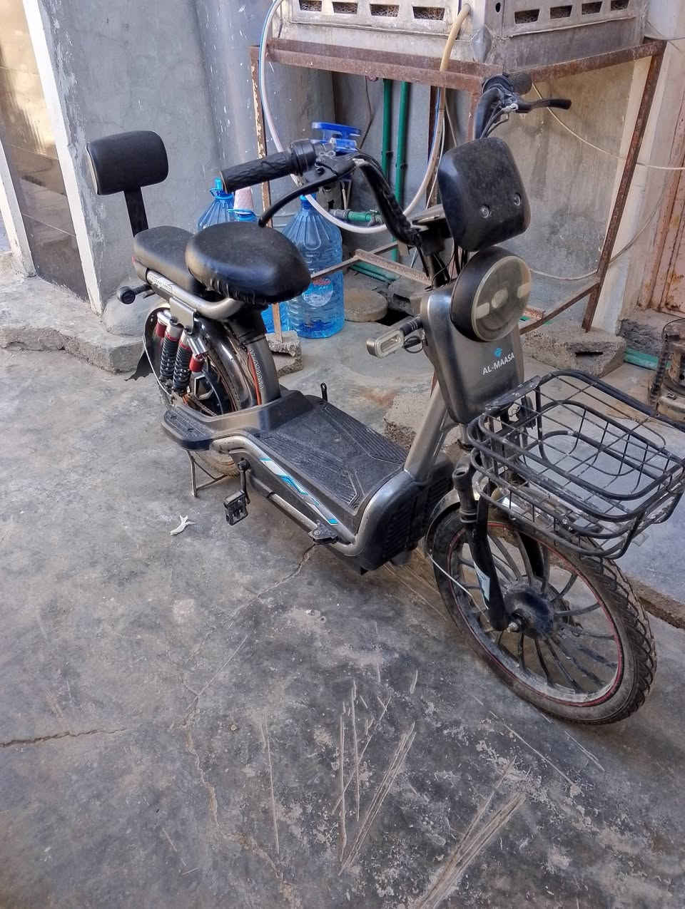 دراجه شحن للبيع سعر 275 بطاريات يقرن 10 كلهن عل فحص وان ميعجبك افحص كهربايات شقاله للستفسار ***********.  ***********
