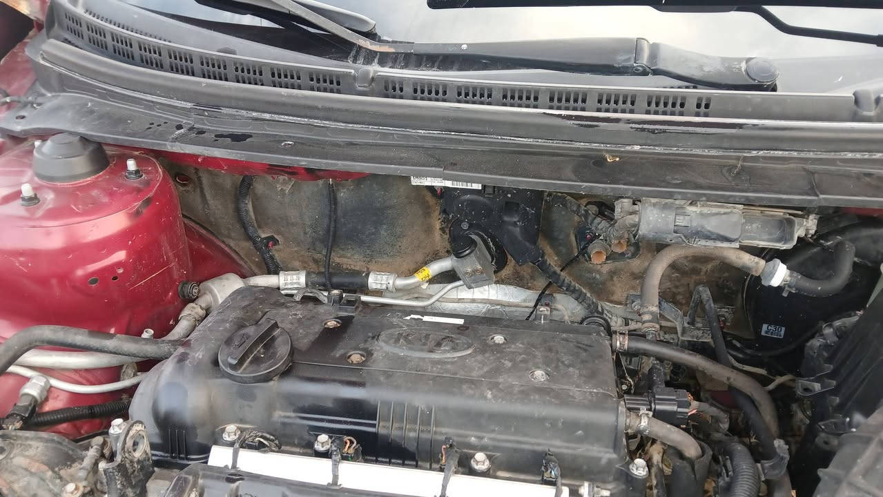 سلام عليكم سياره كيه سيراتو السياره رقم اربيل دولي موديل 12 مصبوغه حزام سنويه 27 العنوان البصره /زبير 
السعر 74 
الرقم ***********
