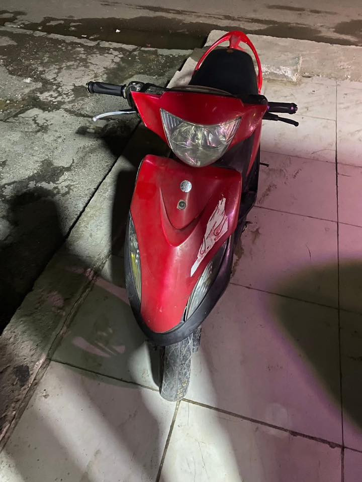 ماكس عدله مابيه أي مشكله مستعجل على بيعته بسبب عمليه الوالد من الأخير بدون عموله 300 مكاني بغداد الغدير قرب المشتل تجي تفحص بيدك مستعجل مستعجل 
الاتصال أو واتس ‭٠٧٧٠ ٠٣٢ ٠٠٠٥‬
