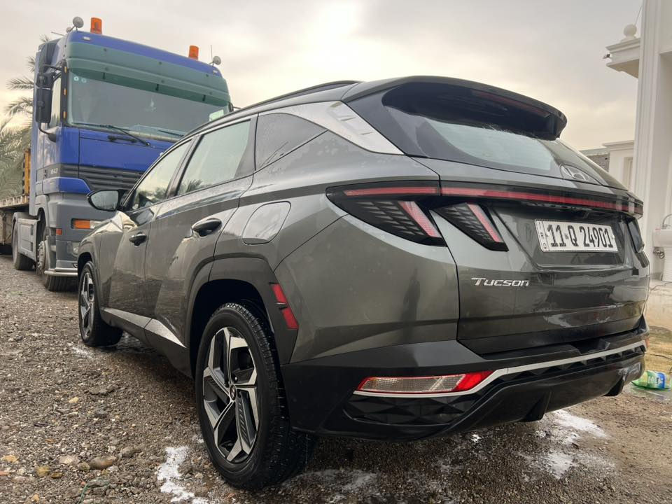 توسان للبيع 2022 فول مواصفات فتحه داخل ابيض جلد تدفىه تبريد كشنات دفع رباعي بعد بيهه هواي مواصفات ماشيه 25 الف ميل ضررهه بسيط بدون دواخل بدون ايرباك سليم باب وبنيد ربعه تعمر نفسه بيهه بارد بالجنطه سعر 185 قابل للتفاوض مكان بغداد الكاظميه للاستفسار ***********
