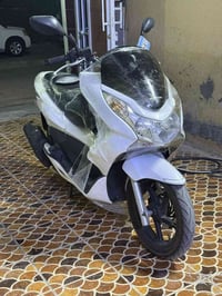 هوندا PCX • تدفئه يدات • ماشيه ٢٥الف