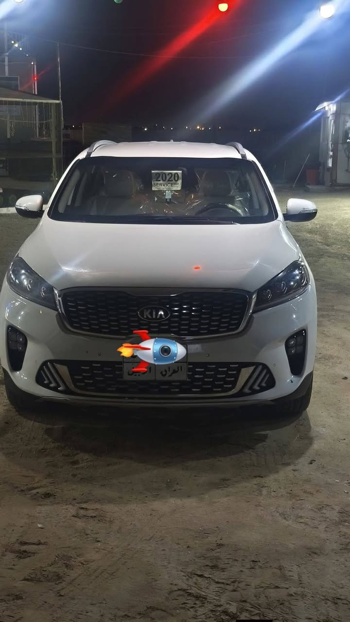 كيا سورنتو 2020 – فل كامل  باسم شركة لؤلؤة البخيت
المحرك: 6 سلندر

عدد الركاب: 7 راكب

الممشى: 105,000 كم

التبريد: 3 قطع تبريد (أمامي وخلفي تبريد ثلج)

 كشنات جلد

 داخل لون بيجي راقي

 3 أنظمة قيادة

 مرايا شفط

 دخول ذكي + بصمة تشغيل

 تحكم ستيرن

 شاشة كبيرة

 صندوق كهربائي

 مقاعد كهربائية

السعر218وبيها مجال  صبغ البند   وجاملغ مفتوح .

السياره عدنا وكاله بيها .

مكاني البصره 

***********
