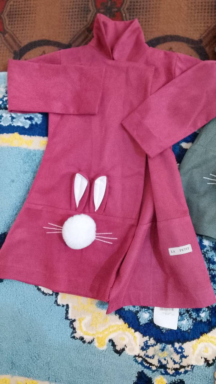 سلام عليكم  ملابس بناتيه كوتات فساتين  ملابس رمضان  من عمر سنه لين عمر 12سنه جديد مو باله شغل الكويت تواصل وات ساب ***********
