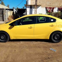 كيا فورتي موديل ٢٠١٦ السياره وراد امريكي جاهزه مابيه شي  مبدل بنيد وبي...