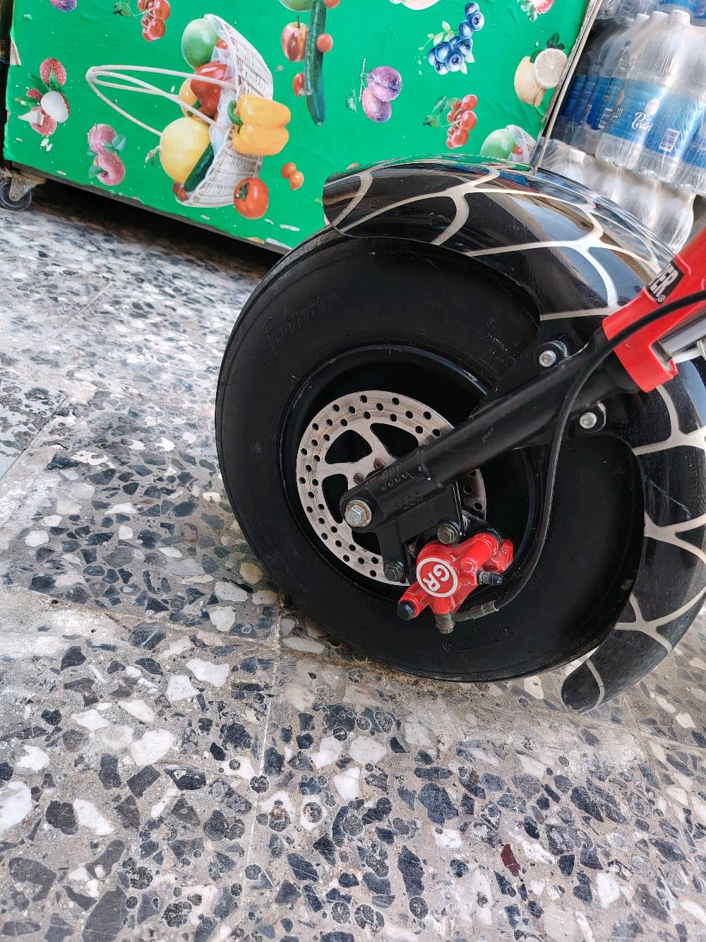 السلام عليكم
دراجة هارلي استعمال قليل
ملف ١٠٠٠واط بطارية ليثيوم ٦٠ فولت
ستوب لايت وبك لايت تنربط بلوتوث 
بغداد الأمين الثانية