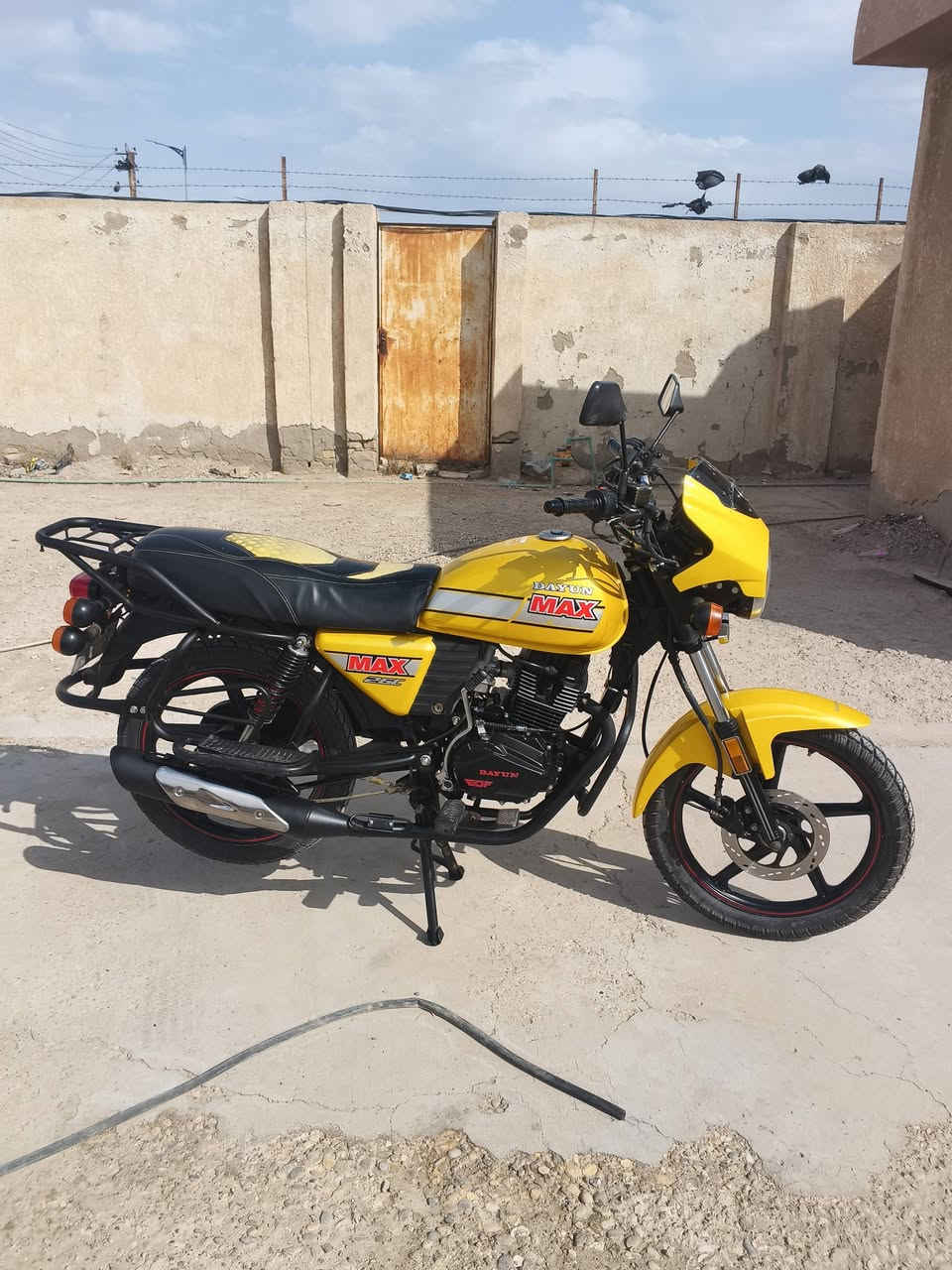 السلام عليكم

ديوان ٢٣رقم تحويل ثاني يوم مكاني كوت الشراي بخدمتة يتصل بي خيرو يدلل
***********
