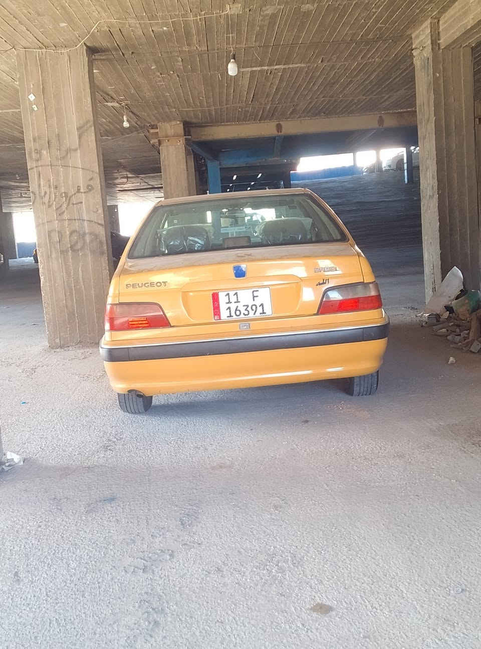 بيجو بارس 2015.     ***********
