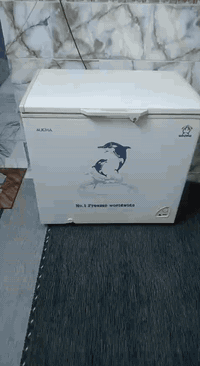 مجمده نضيفه قليله الاستعمال رايديه للبيع ب١٧٥وبيه مجال لطيبين***********
