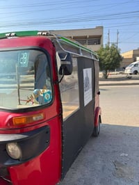 تكتك ١٨ للبيع رقم وسنويه للستفسار عله هاذ ارقم ٠٧٧٠٠٤٠٨٨٧٧ التكتك خير ...