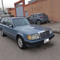 مرسيدس ١٩٩٠ • مكينة ٣٠٠٠ • استمارة ٢٠٢٦