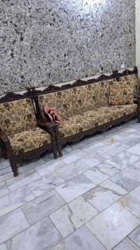 تخم • كنب