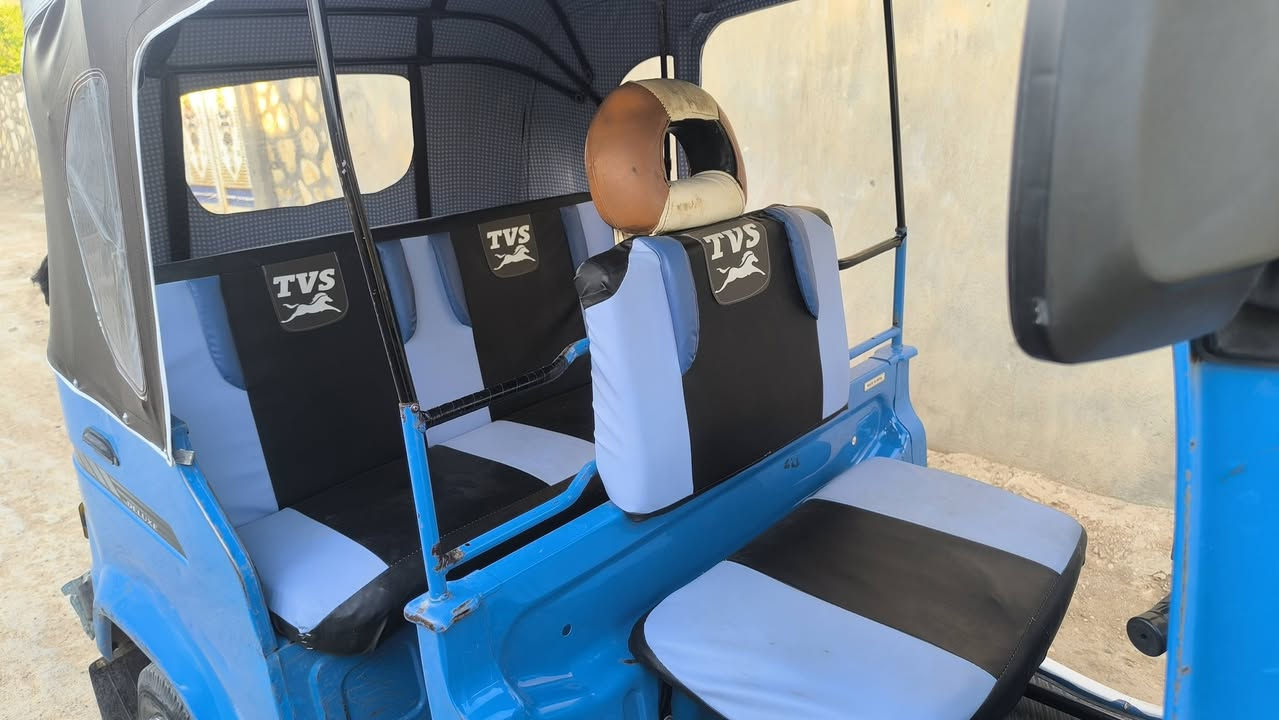 سلام عليكم شباب تكتك تي في اس مديل 20 اوراق اصولي لترقيم بيه بس شخطه بصفحه مفتوحه مره وحده بوشه سعر 4و600وبيه مجال  وبستم للستفسار رقم *********** بابل الحمزة الغربي
