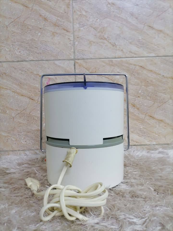 السلام عليكم ورحمة الله وبركاته جبنالكم تحفه فنيه عصارة مل جزر روتيل فرنسي توزيع أسواق المركزيه ابلاديه علا وضع شركة غير داخل تصليح شرط الشغال شرط النظافه كامله ما بيها نقص او عيب للبيع السعر خاص مكان موصل يوجد توصيل كافه محافظة العراق وهذا رقمي *********** موجود واتساب علا هذا الرقم
