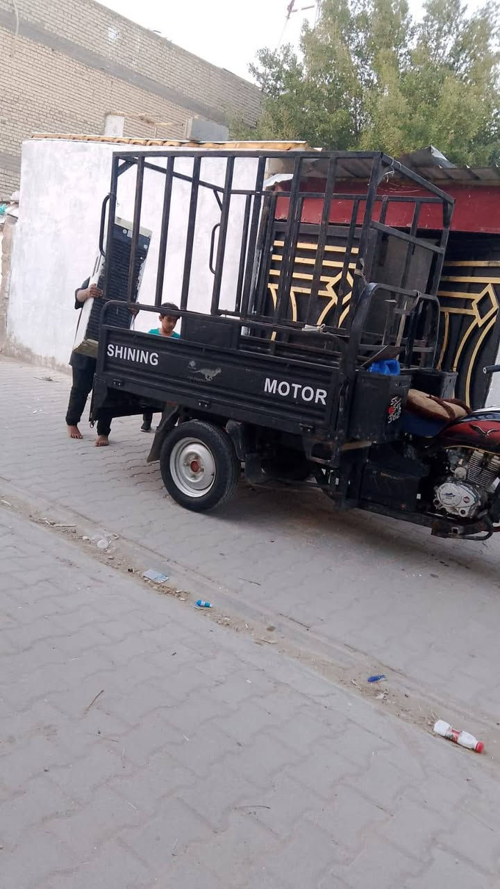 ستوته جمره
2022مكينه 25 
كهربائيات شغاله خير من الله
السعر 1900 بيها مجال
***********
