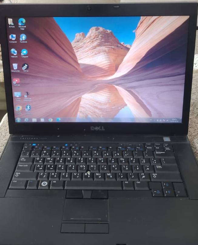 💻

​السلام عليكم شباب.. للبيع لاب توب Dell Latitude E6500 مستعمل، الجهاز شغال وبوضع جيد، وممتاز جداً للدراسة، كتابة البحوث والتقارير، والبرامج الخدمية الخفيفة، ومفيد لأصحاب المحلات (للحسابات والمبيعات)، أو لإدارة البيجات والصفحات وتصفح الفيس.

​⚙️ المواصفات الفنية (حسب المرفق بالصور):

​الموديل: Dell Latitude E6500 (قوي ومتين مالت شغل).

​المعالج: Intel® Core™2 Duo P8600 (بسرعة 2.40 GHz).

​الرام: 4 جيجابايت (4.00 GB RAM).

​النظام: ويندوز 7 ألتيميت (64-بت).

​النظافة: الشاشة والبدي والكيبورد والبطارية كلهن بوضع تمام والشغل واضح بالصور.

​⚠️ ملاحظة للأمانة وإبراء الذمة:

​الجهاز حالياً بيه ثقل طبيعي، وهذا شيء اعتيادي بسبب ملفات نظام ويندوز 7 المتراكمة عبر فترة الاستخدام، ويحتاج له مجرد (فرمتة جديدة وتنصيب ويندوز نظيف) حتى يرجع سريع ومستقر وياك بالبرامج الخفيفة والتصفح.

​السماعات الداخلية مالت اللاب توب بيها خنة/وشوشة خفيفة، وتكدر بكل سهولة تشدلها أي سماعة خارجية عن طريق كابل أواكس (AUX) ويطلع عندك الصوت صافي 100%

​🎁 الملحقات القادمة ويا الجهاز:

​الشاحنة الأصلية مالتها.

​ماوس (Mouse) خارجي.

​💰 السعر المطلوب: 75,000 دينار عراقي بيها مجال

​📍 الموقع: بابل - المحاويل.

📞 للمهتمين والشراء، يرجى المراسلة على الخاص


**إذا كنت صاحب هذا الإعلان وتريد حذفه لأي سبب، رجاءا أرسل رسالة إلى الدعم الفني**