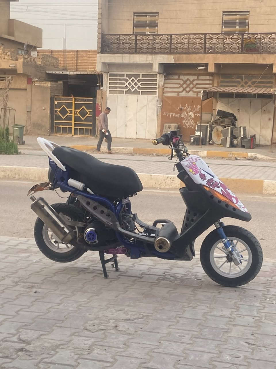 سلام عليكم ماكس عدله للبيع لو مروس عادي الدراجه كله تزويد مكينه 55 وياله
وياله تزويد 
شيال تزويد 
يده مال بيرك تزويد 
دبلات تزويد 
مابه شي ما مزود 
السعر 550وبيهً مجال السفسار التصال عله الرقم ***********
