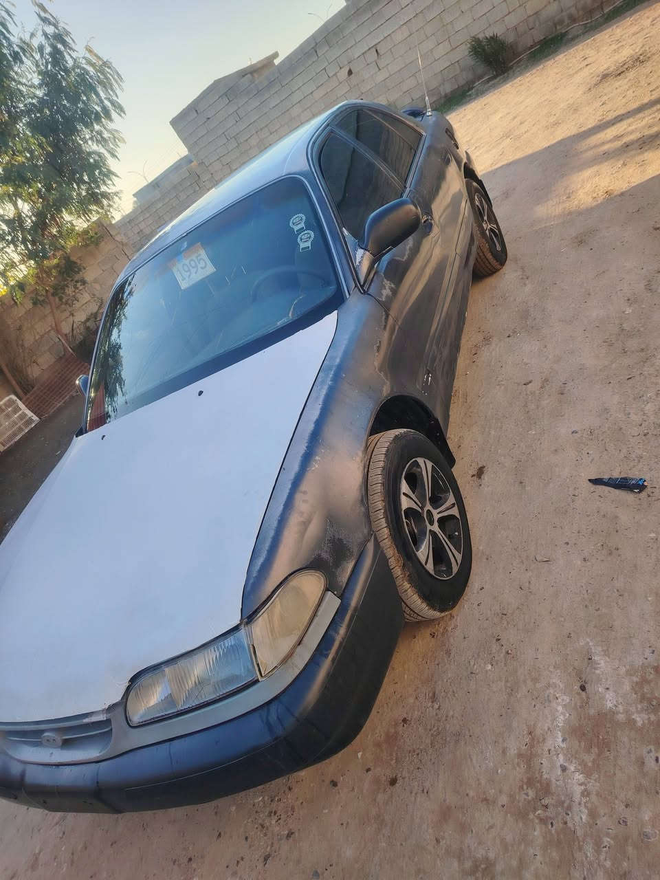 السلام عليكم سوناتة تو موديل 94 فحص صلاح الدين ماندل صاحبهة ابيع حبل ارقام وجهية بيهة عنوان صاحبهة سامرة السيارة كير ومحرك كصة شرط صدر وتخم تاير جديد تدفئه نار منضومت تبريد كاملة كهربيات كلهة شغلة كشر بلادي بدون صبغ ولا معجون باور ستيرن شغال مسجل شغال جام كهربائي شغال السعر 18ورقة وبيهة مجال بصيط مكان السيارة العلم قريت الربيضة ***********
